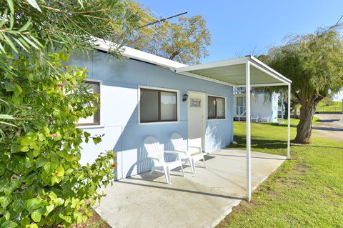 Mandurah Coastal Holiday Park - Queensland Tourism 1