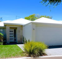 Contemporary Cove - Quindalup - QLD Tourism