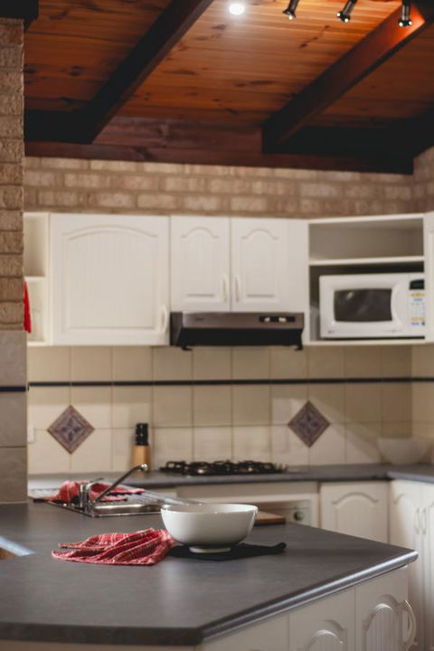 Esperance Foreshore Apartments - QLD Tourism 44