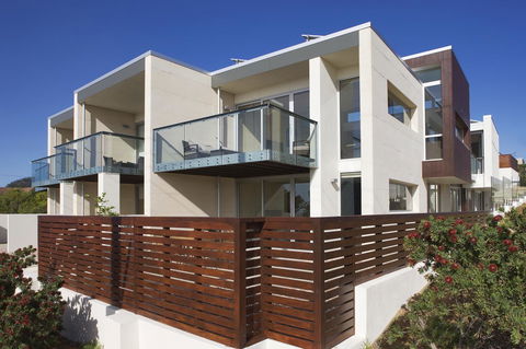 Alouarn Apartments - Queensland Tourism 6