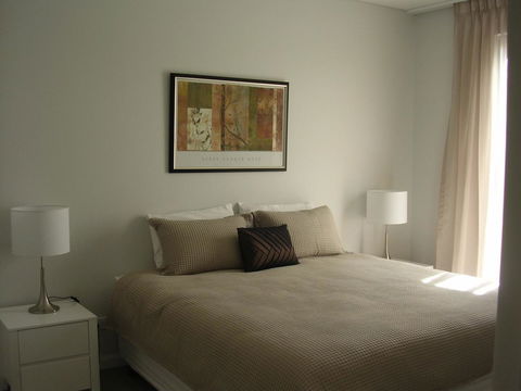 Alouarn Apartments - Queensland Tourism 5