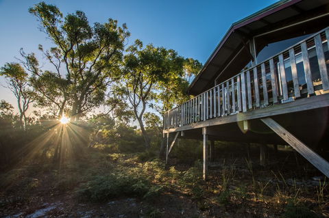 Cape Howe Cottages - QLD Tourism 16