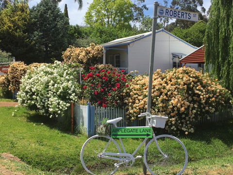 Applegate Lane Chalet - QLD Tourism 2