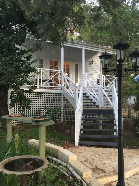 Applegate Lane Chalet - QLD Tourism 16