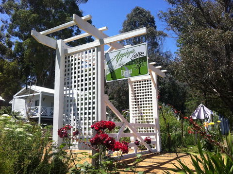 Applegate Lane Chalet - QLD Tourism 14