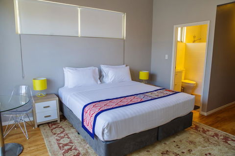 Fremantle Boutique Accommodation - Maand Up - Queensland Tourism 13