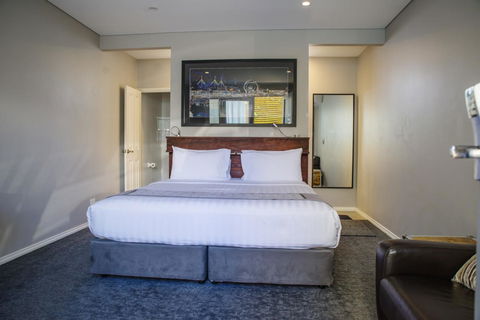 Fremantle Boutique Accommodation - Maand Up - Queensland Tourism 3