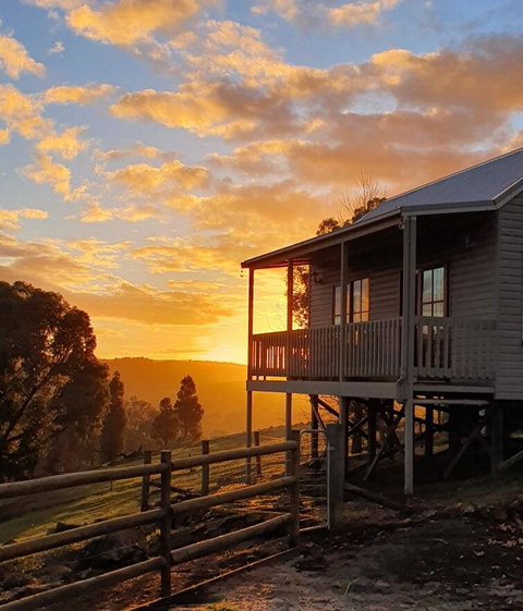 Balingup Highview Chalets - Queensland Tourism 9