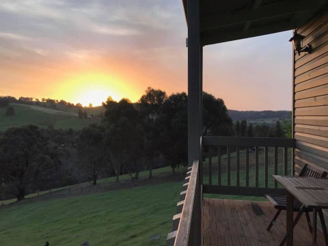 Balingup Highview Chalets - Queensland Tourism 11