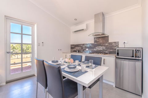 'Bindoon Valley Escape' Cottage - Queensland Tourism 1
