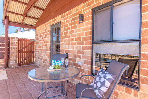 'Bindoon Valley Escape' Cottage - Queensland Tourism 6
