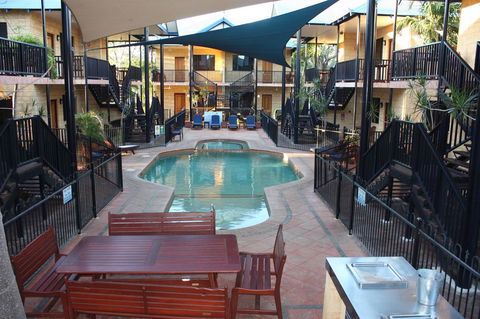 Apartments At Blue Seas Resort - Queensland Tourism 10
