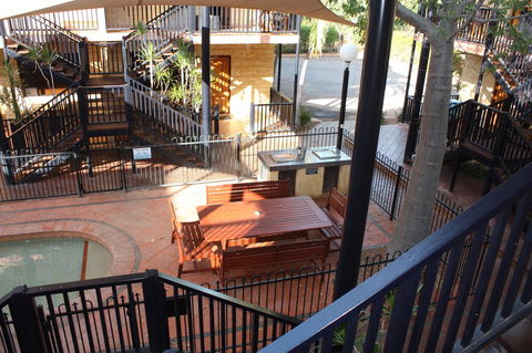 Apartments At Blue Seas Resort - Queensland Tourism 8