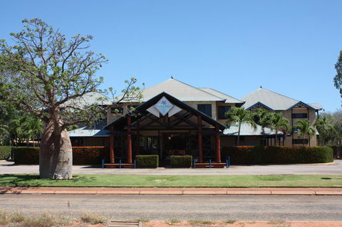 Apartments At Blue Seas Resort - Queensland Tourism 23