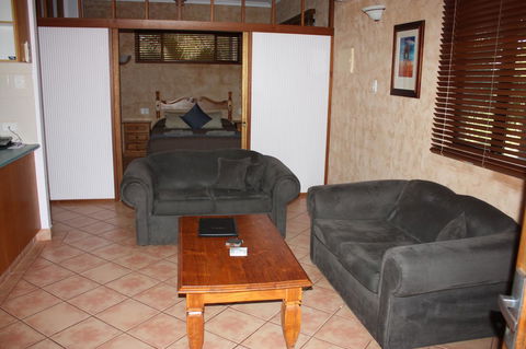 Apartments At Blue Seas Resort - Queensland Tourism 5