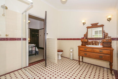 Rosebridge House Bed & Breakfast Adult Retreat - QLD Tourism 29