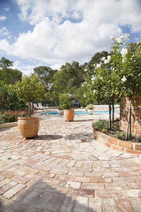 Rosebridge House Bed & Breakfast Adult Retreat - QLD Tourism 41
