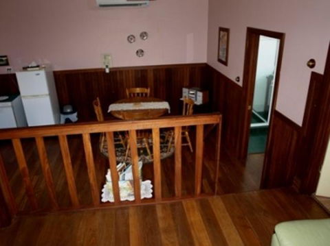 Pemberton Old Picture Theatre Holiday Apartments - Queensland Tourism 36