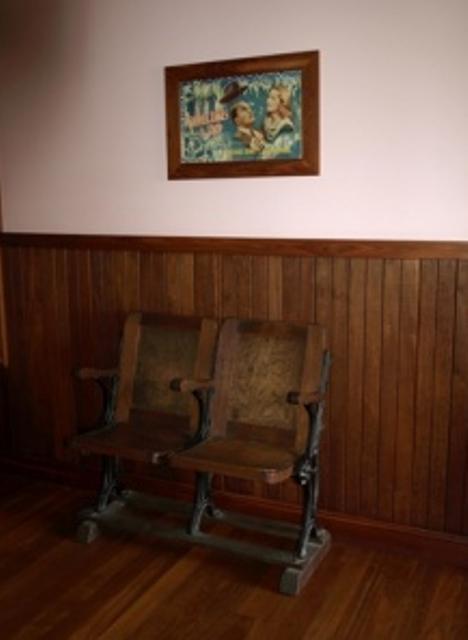 Pemberton Old Picture Theatre Holiday Apartments - Queensland Tourism 38
