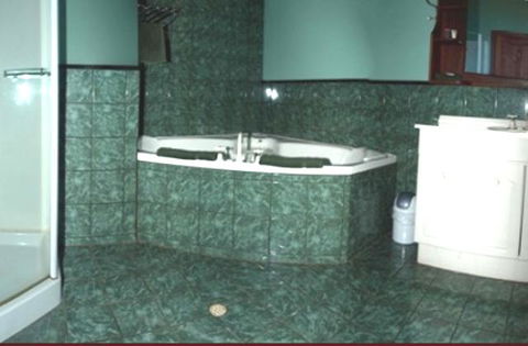 Pemberton Old Picture Theatre Holiday Apartments - Queensland Tourism 22