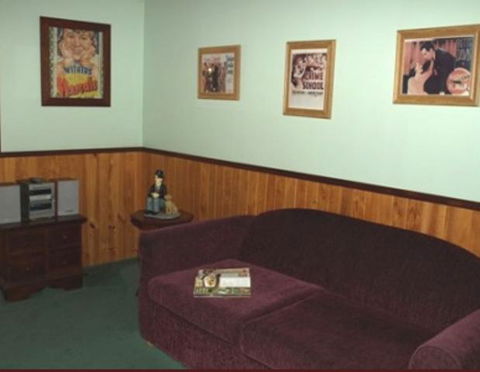 Pemberton Old Picture Theatre Holiday Apartments - Queensland Tourism 10