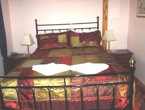 Pemberton Old Picture Theatre Holiday Apartments - Queensland Tourism 14