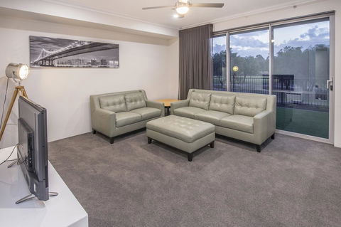 15 Cabot Close - Queensland Tourism 18