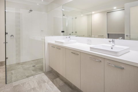 15 Cabot Close - Queensland Tourism 5