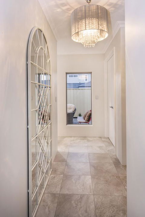 15 Cabot Close - Queensland Tourism 2