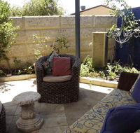 Relax bright  airy garden Villa - Queensland Tourism