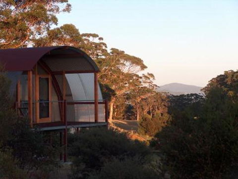 Tennessee Hill Chalets - QLD Tourism 5