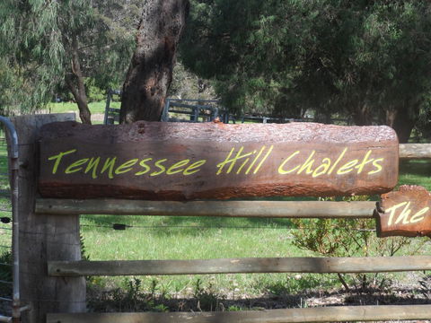 Tennessee Hill Chalets - QLD Tourism 23