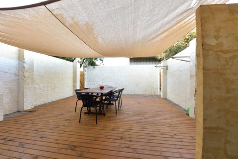 Kalbarri Sunset Villa - QLD Tourism 0