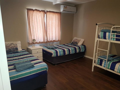 Kalbarri Sunset Villa - QLD Tourism 10