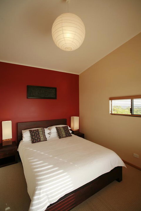 Redgate Beach Escape - QLD Tourism 5