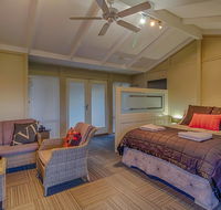 Windfall Estate Vineyard Cottage - QLD Tourism