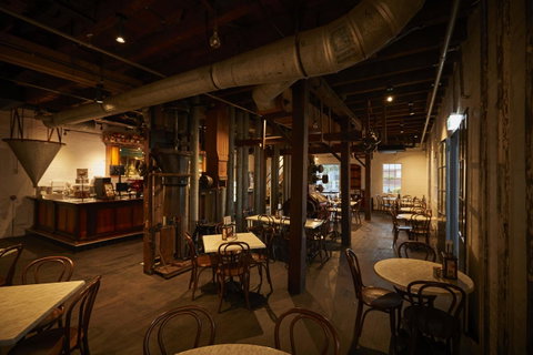 The Premier Mill Hotel - QLD Tourism 30