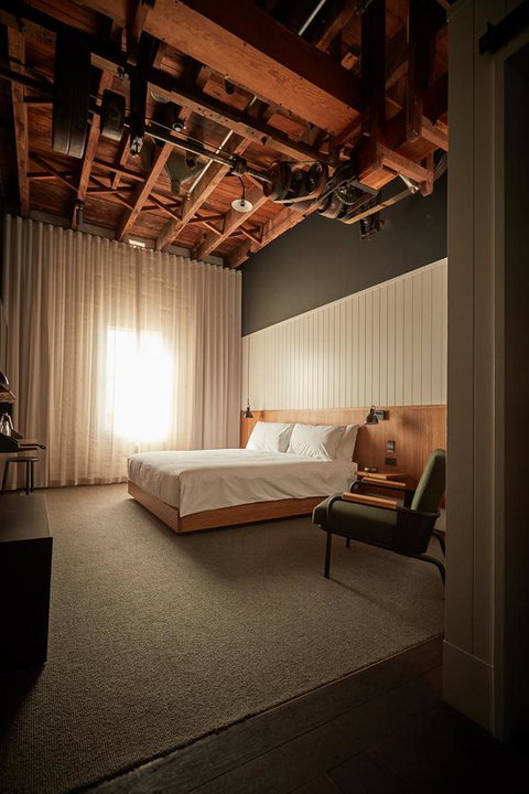 The Premier Mill Hotel - QLD Tourism 2