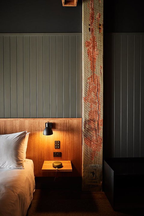 The Premier Mill Hotel - QLD Tourism 7
