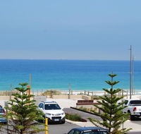 Absolute Beachfront Scarborough - Queensland Tourism
