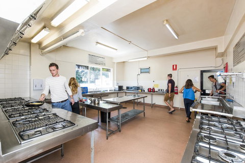 Billabong Backpackers Resort - Queensland Tourism 19