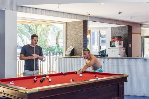 Billabong Backpackers Resort - Queensland Tourism 23