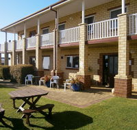 Baywatch Manor Augusta - QLD Tourism