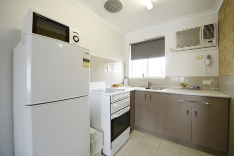 The Jetty Resort - QLD Tourism 3