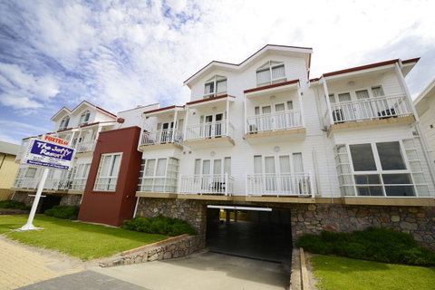 The Jetty Resort - QLD Tourism 28