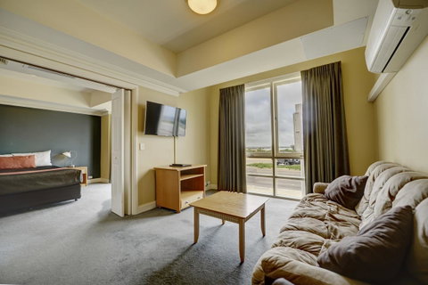 The Jetty Resort - QLD Tourism 16