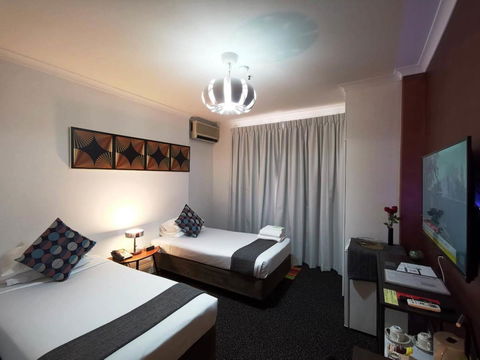 Criterion Hotel Perth - QLD Tourism 14