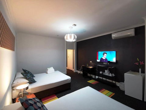 Criterion Hotel Perth - QLD Tourism 23