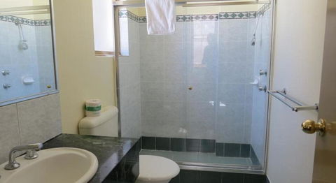 Criterion Hotel Perth - QLD Tourism 41