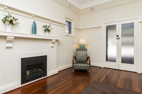 Inner Western Suburbs Retreat - Queensland Tourism 26